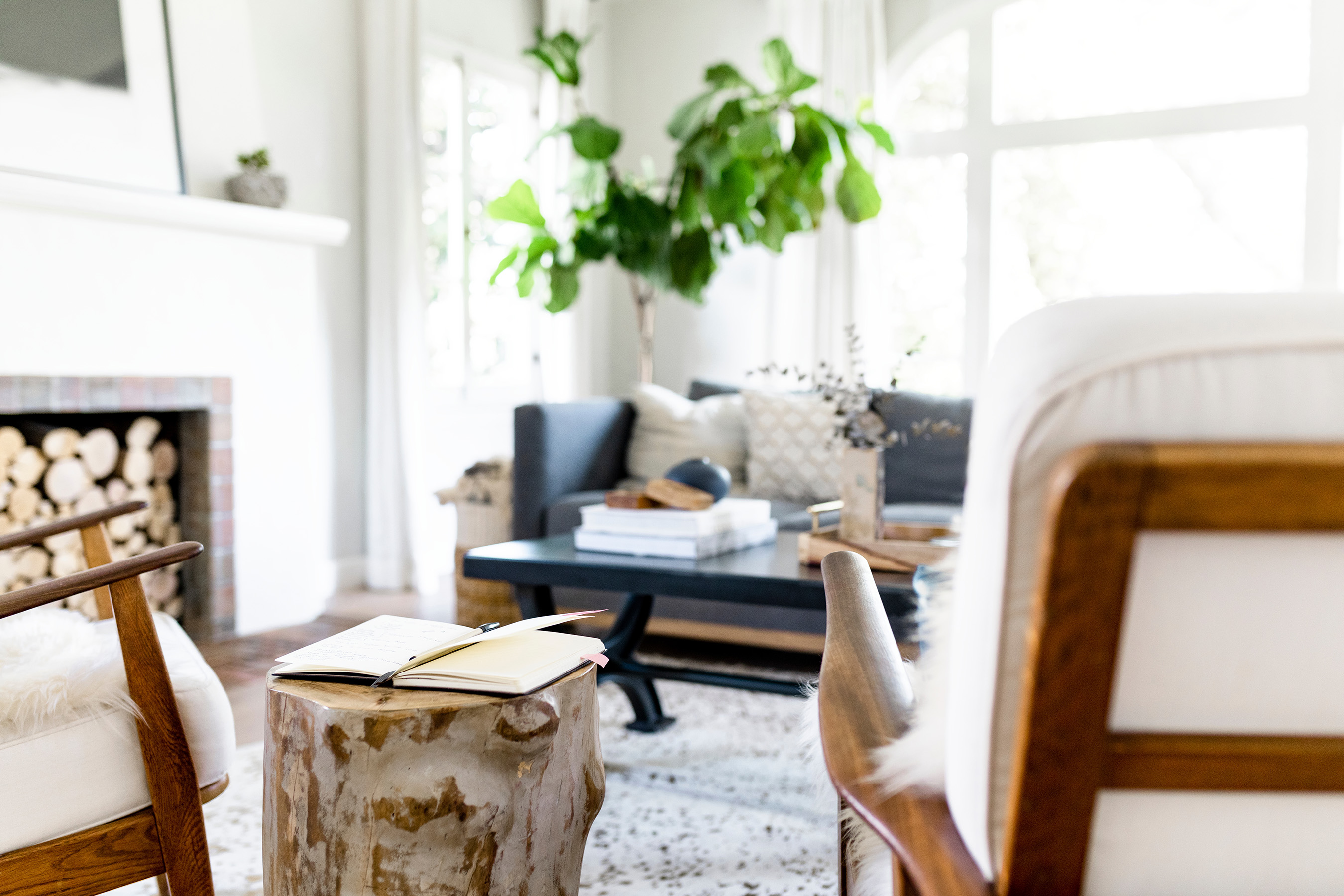 Cedaridge is located on the Southside of Milledgeville living room